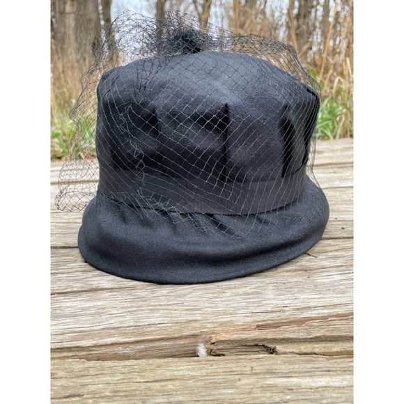 Vintage Womens 1940s Black Bucket Bow Netting Gothic - Picture 6 of 13